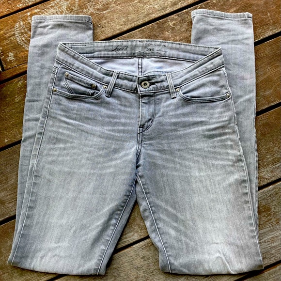 LEVI’S demi curve Skinny leg Jeans